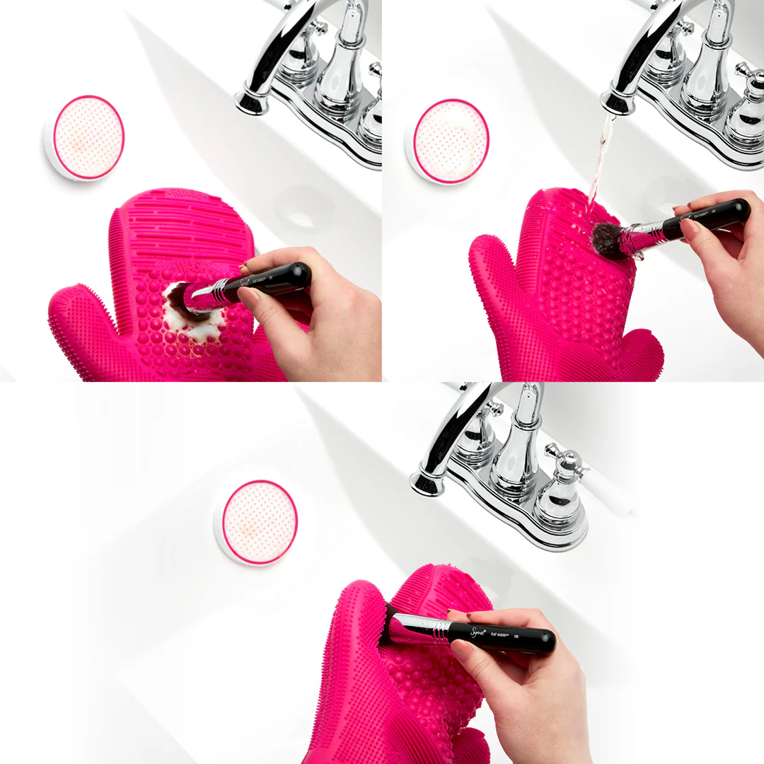 2X Sigma Spa® Brush Cleaning Glove - Image 4