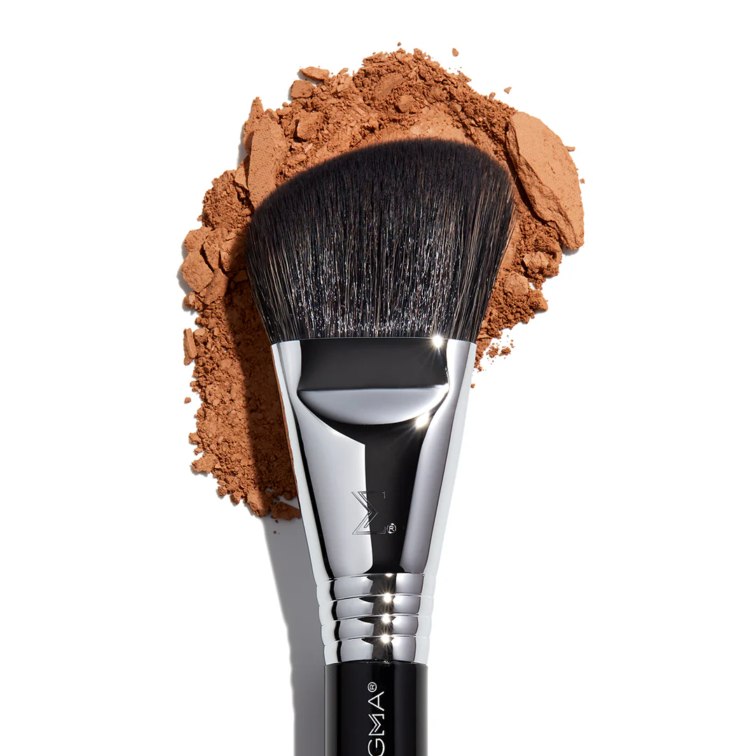 F23 Soft Angle Contour™ Brush - Image 3