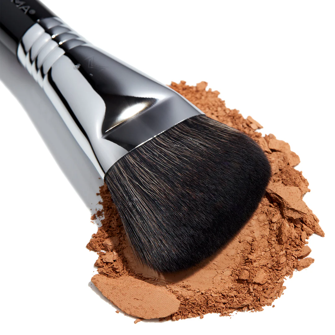 F23 Soft Angle Contour™ Brush - Image 4