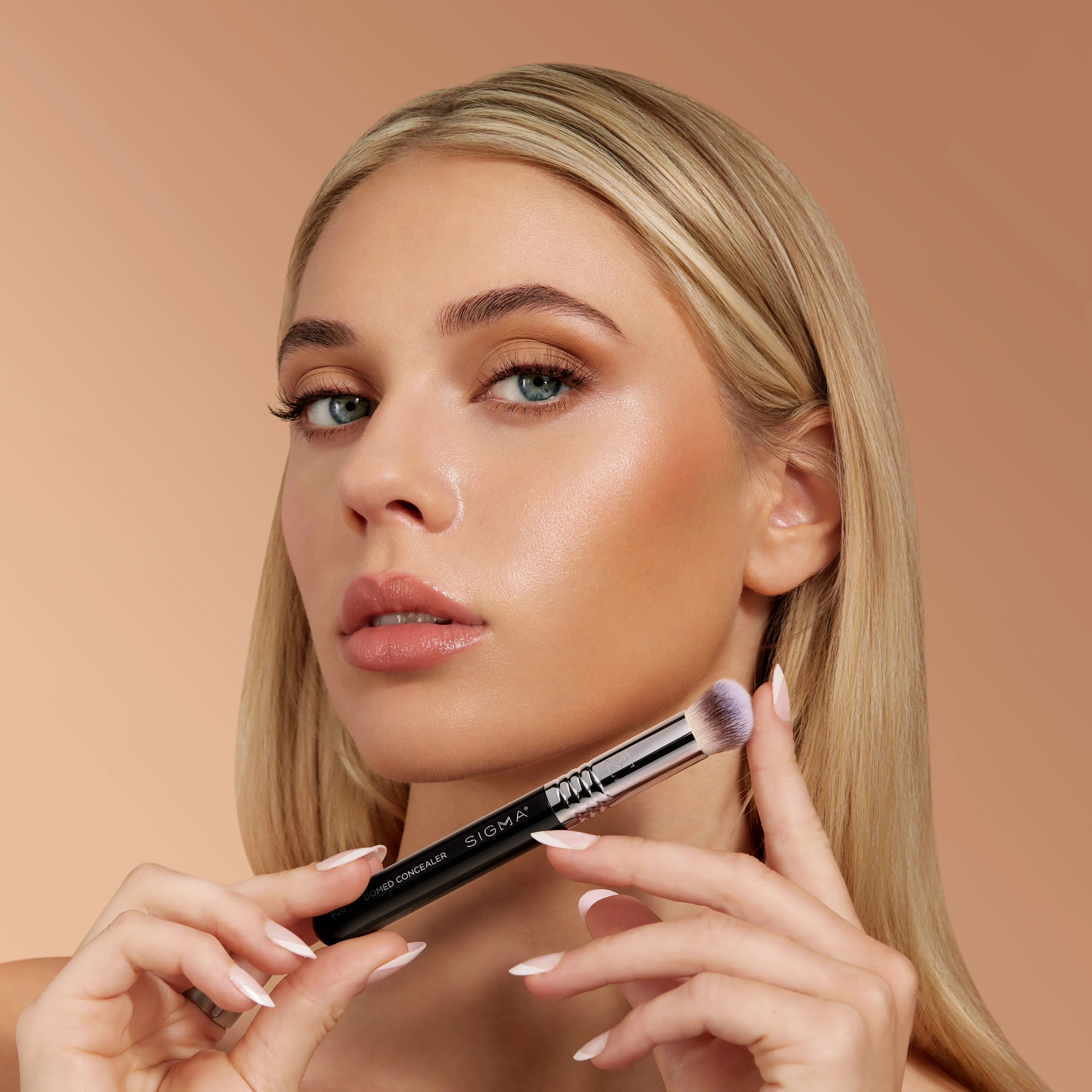 F26 Domed Concealer Brush - Image 5